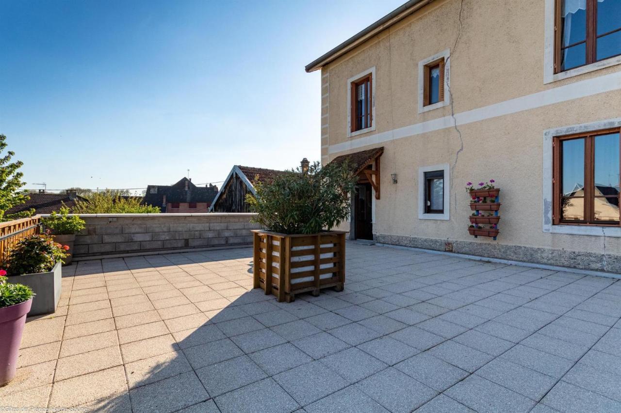 Les Hirondelles Vila Pesmes Exterior foto